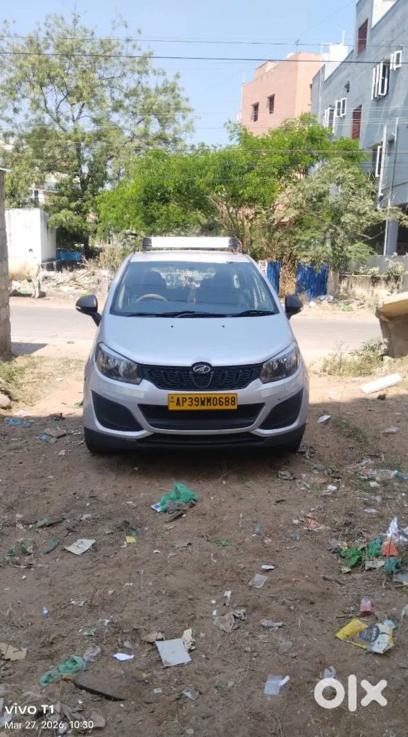 2016 Mahindra Marazzo Diesel Manual