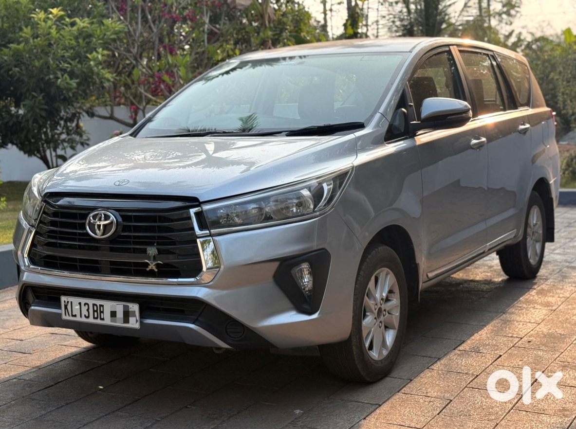 Toyota Innova Crysta 2012 Manual