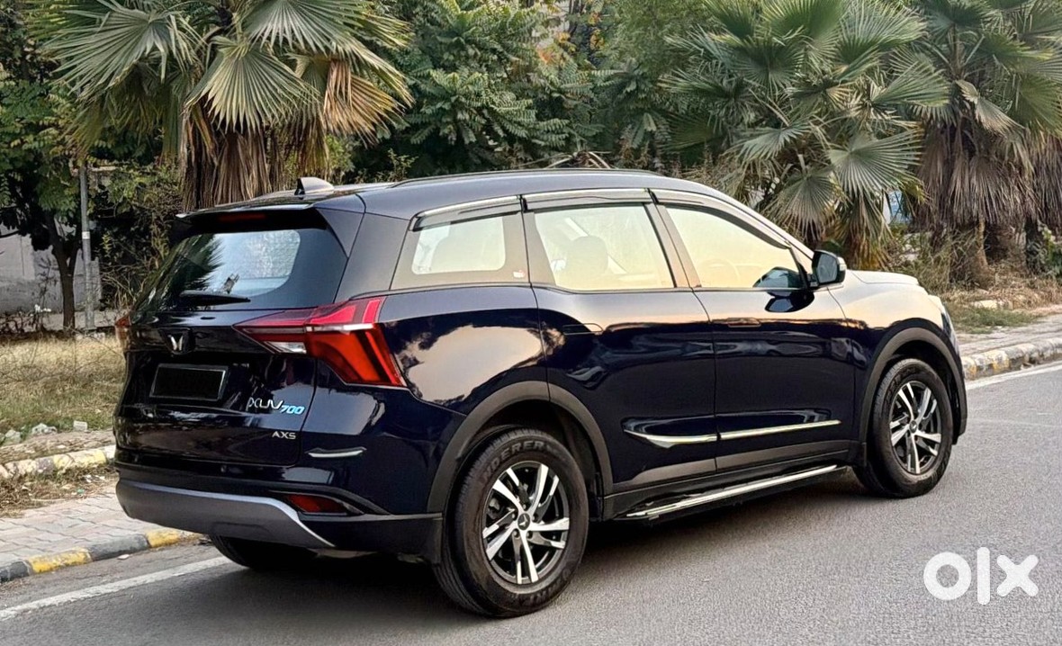2021 Mahindra Xuv700 | 57,788 Km | Petrol Manual
