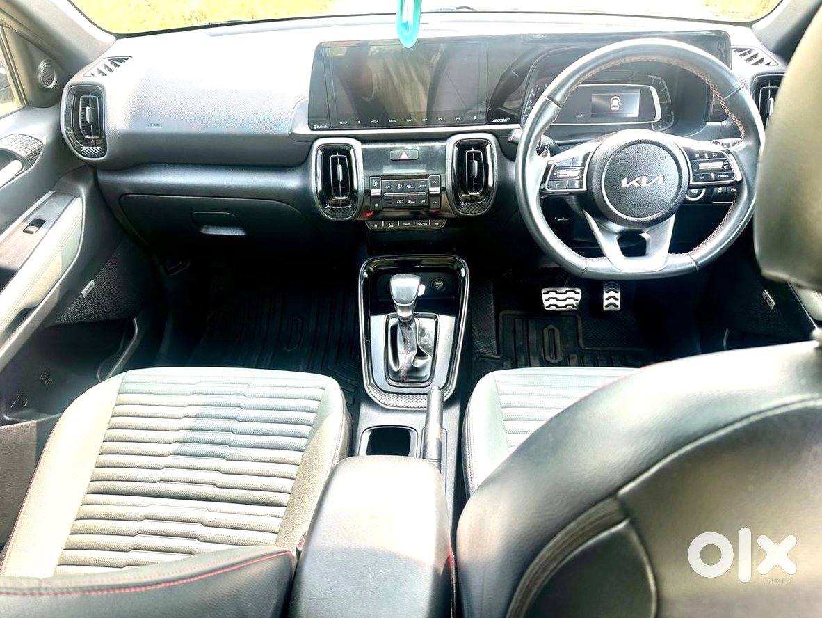 Urgent Sale - 2020 Kia Sonet Petrol Manual