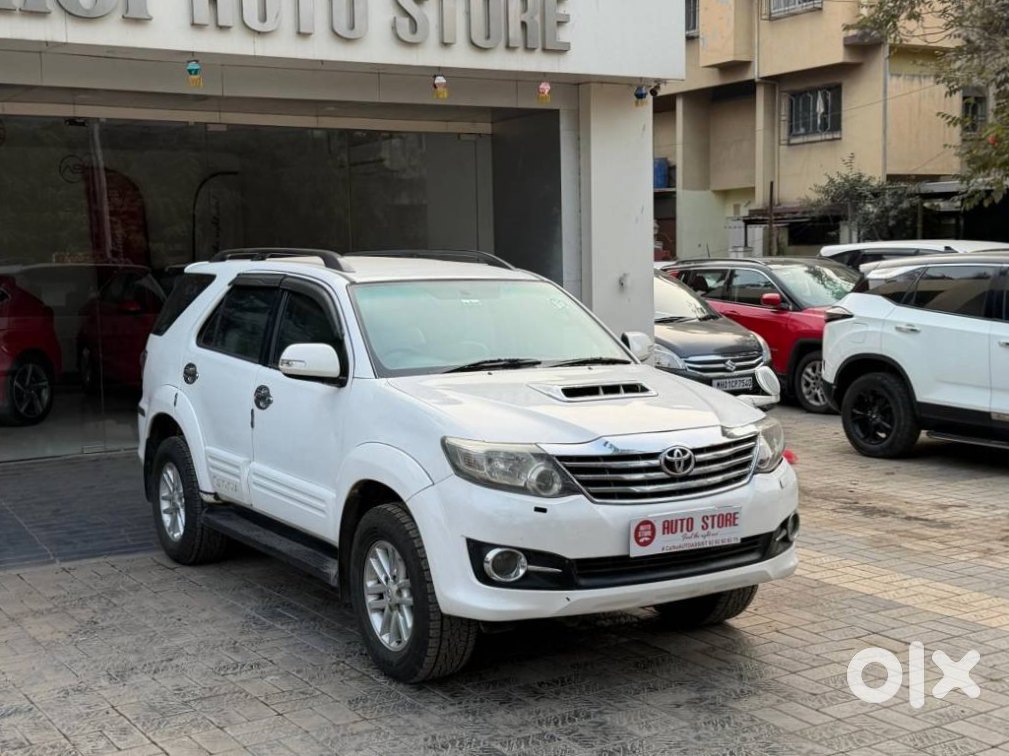 2018 Toyota Fortuner Cng Automatic