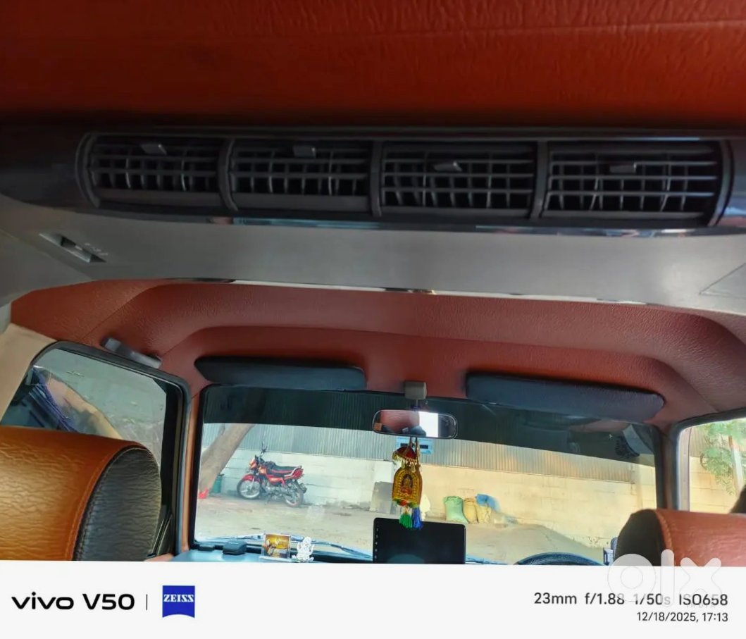 Toyota Qualis 2006 - Office Use Vehicle