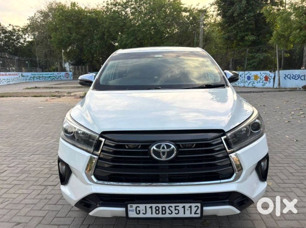 Urgent Sale - 2014 Toyota Innova Crysta