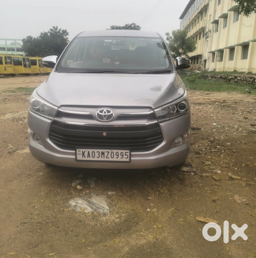 2022 Innova Crysta Diesel Manual | Excellent