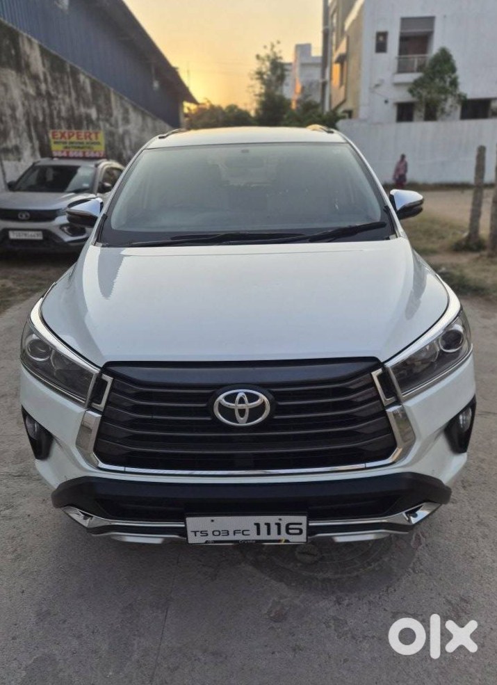 2025 Toyota Innova Crysta | Barely Driven