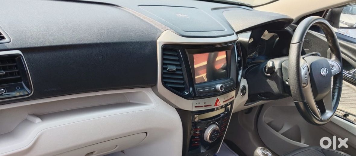 2023 Mahindra Xuv300 Cng Manual