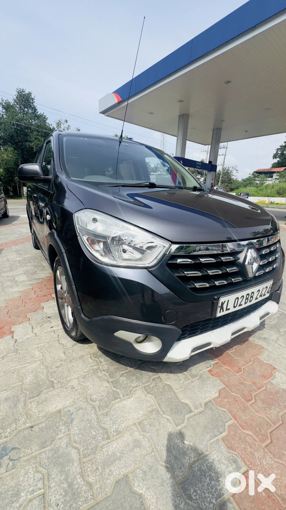 Renault Lodgy Going Abroad Sale