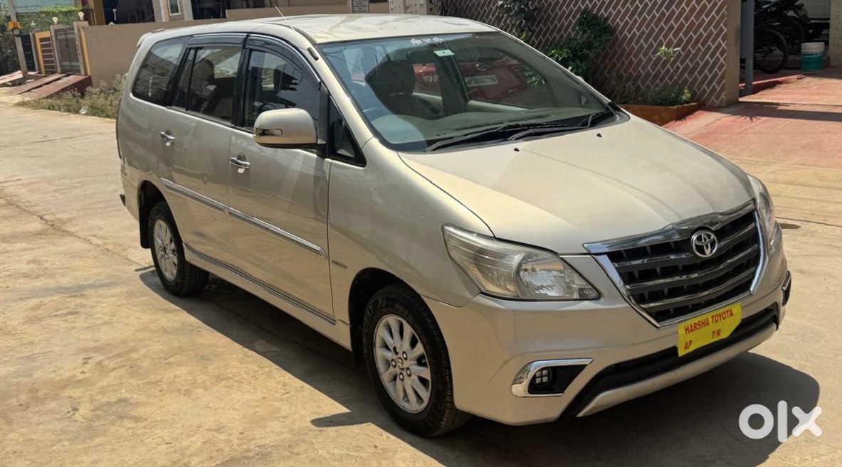 Toyota Innova 2010