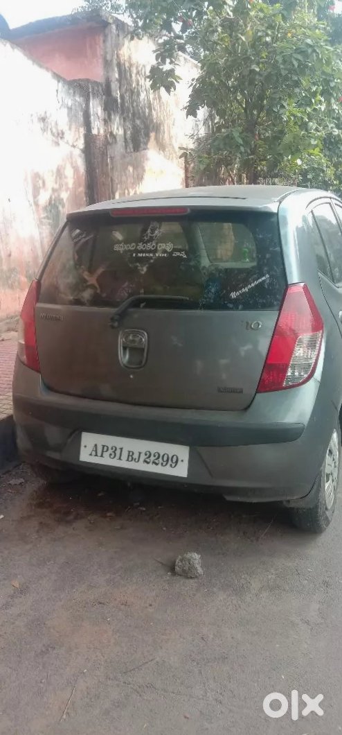 2015 Hyundai I10 - टीकापुर में कार