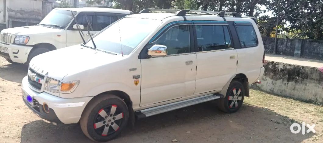 2011 Chevrolet Tavera Cng Automatic - Shifting City