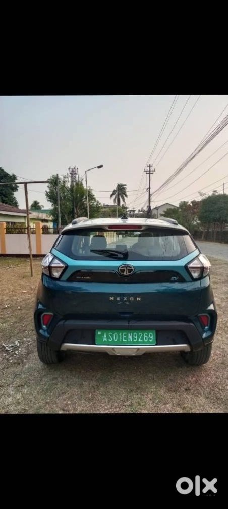 2024 Tata Nexon Ev Cng Manual