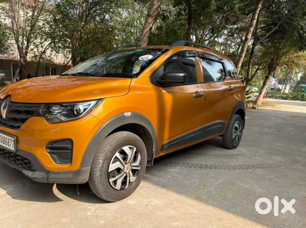 2020 Renault Triber - Family Car