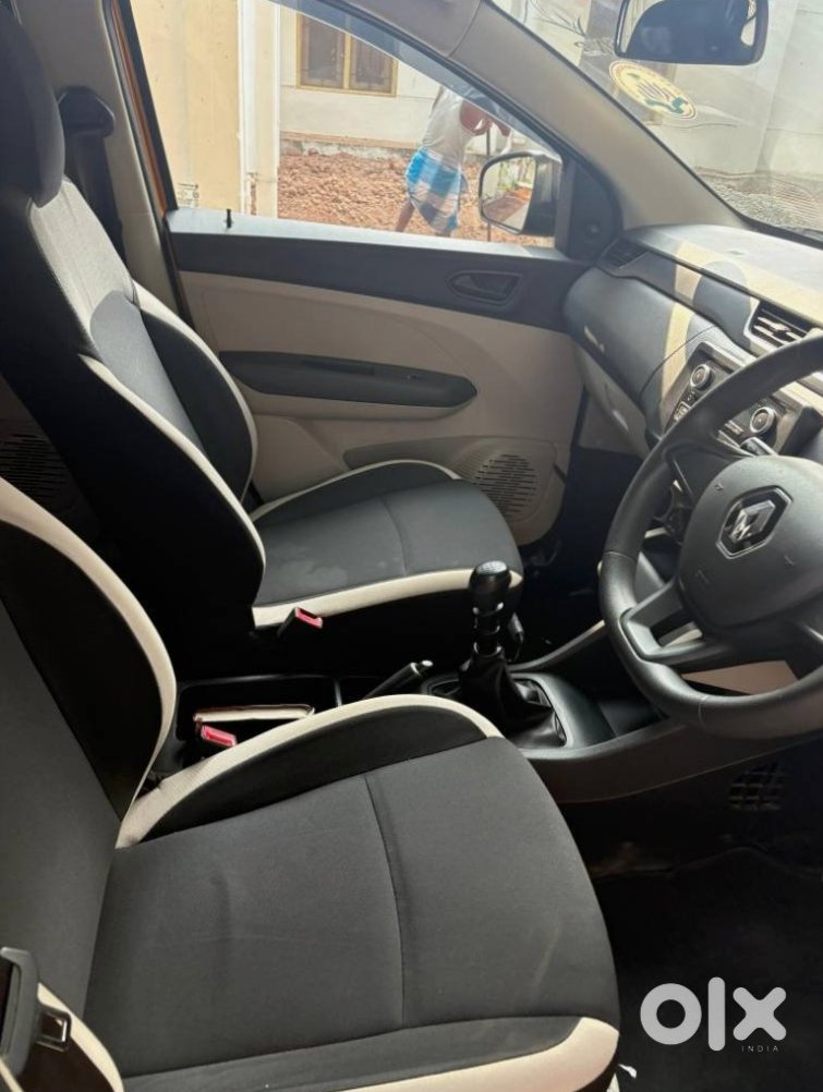 2020 Renault Triber - Family Car