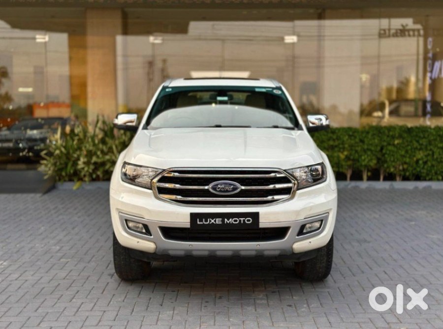 Ford Endeavour 2013 - Diesel Manual Suv