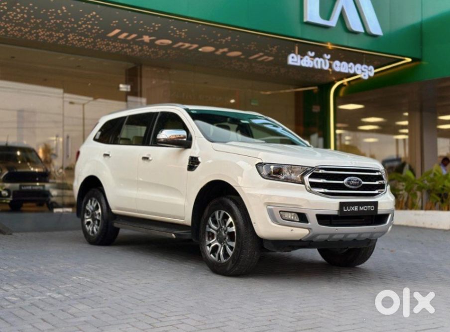 Ford Endeavour 2013 - Diesel Manual Suv
