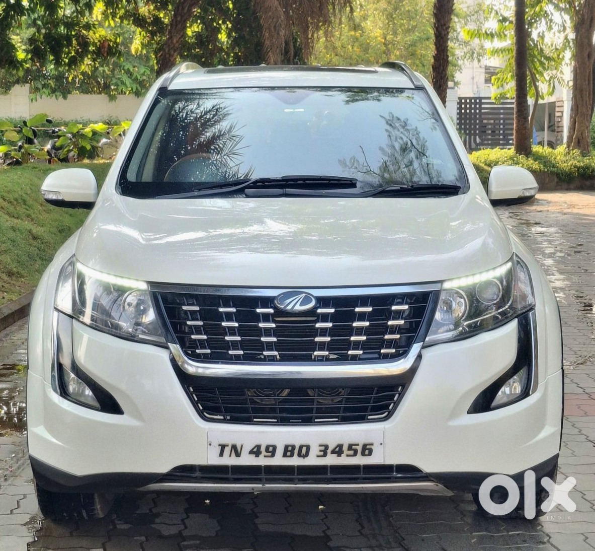 Mahindra Xuv500 2014 Petrol Automatic