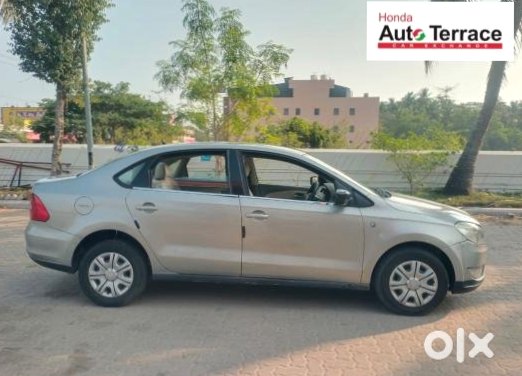 Skoda Rapid Cng 2017