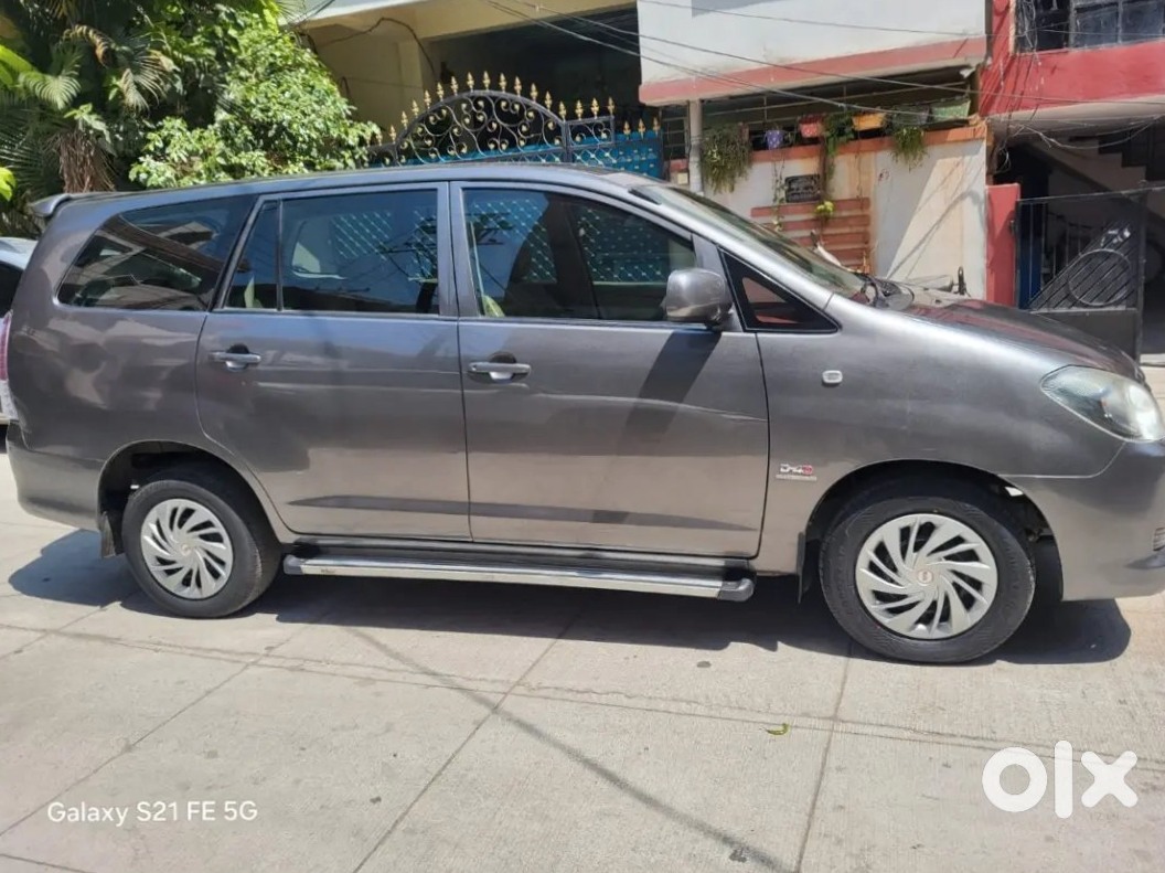 Urgent - 2012 Toyota Innova For Sale