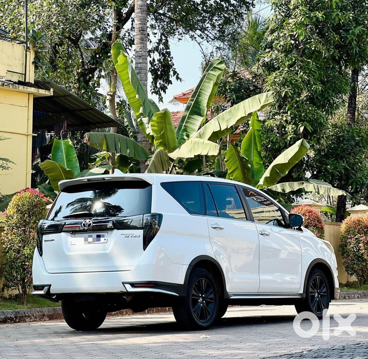 Innova Crysta 2025 - Fresh Buy