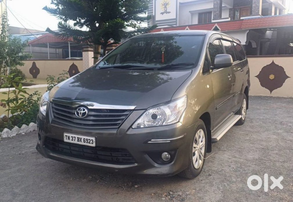 Urgent: Toyota Innova 2011 Diesel Automatic