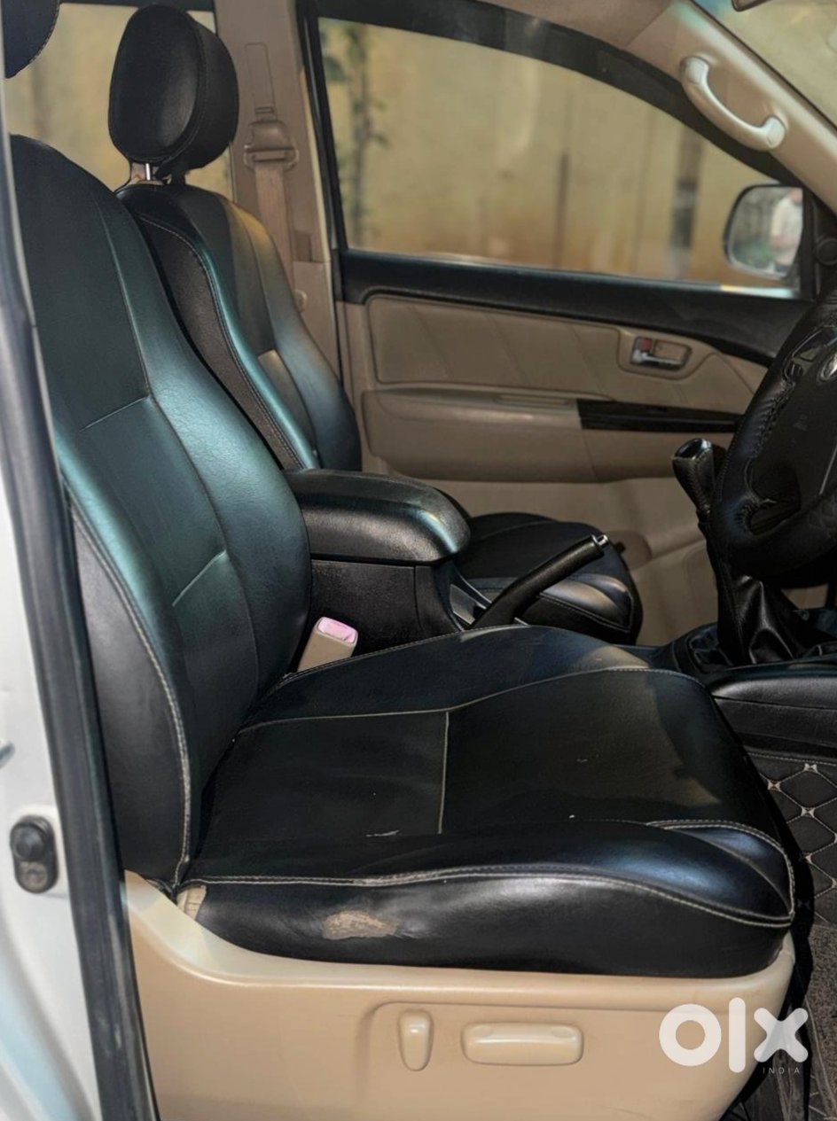 2013 Toyota Fortuner - Office Use Vehicle