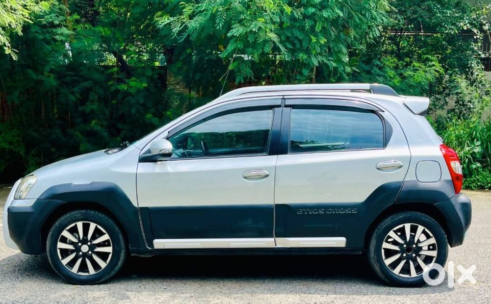 Toyota Etios Cross 2017