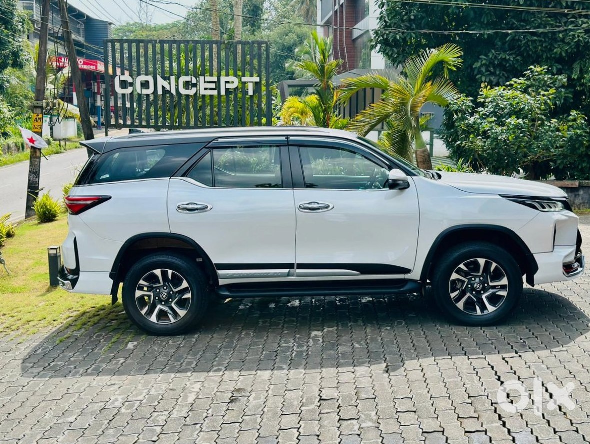 Toyota Fortuner Legender 2012 Diesel Auto