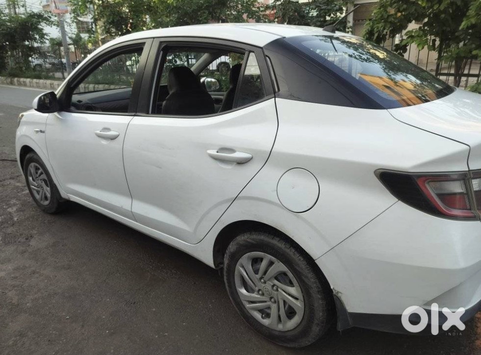 Hyundai Aura Petrol 2023