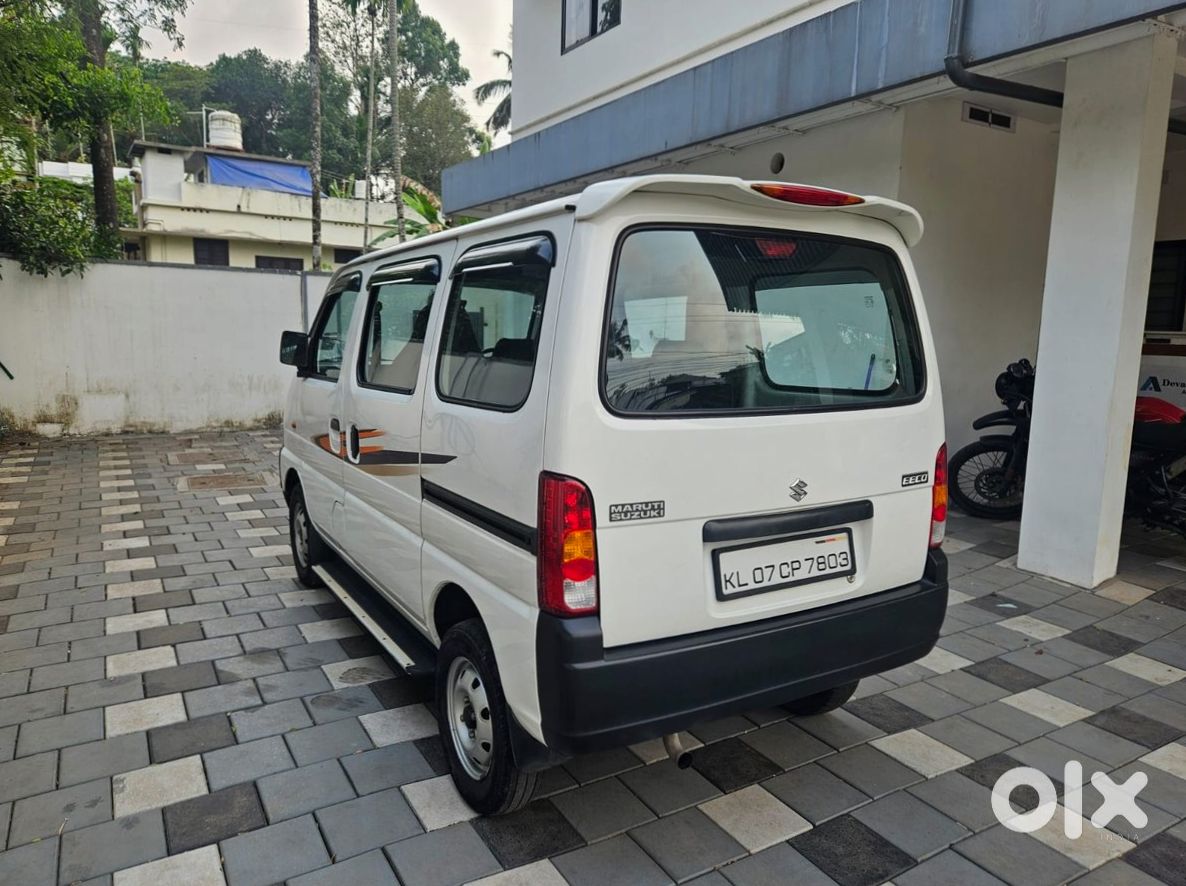 Maruti Suzuki Eeco Cng - Family Car