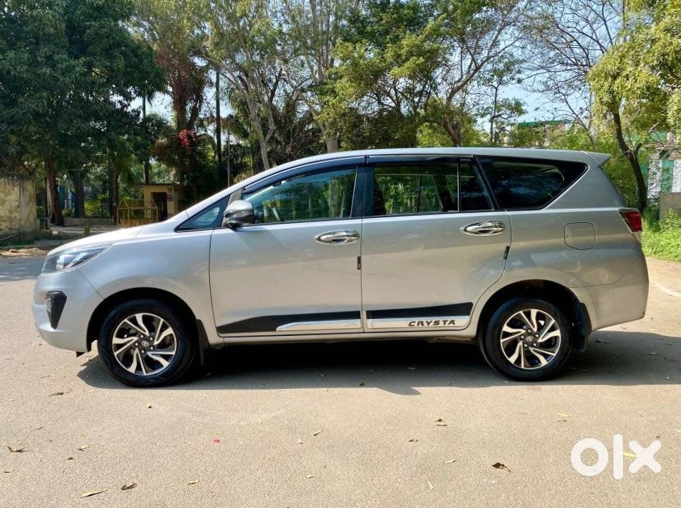 Innova Crysta Diesel - Latest