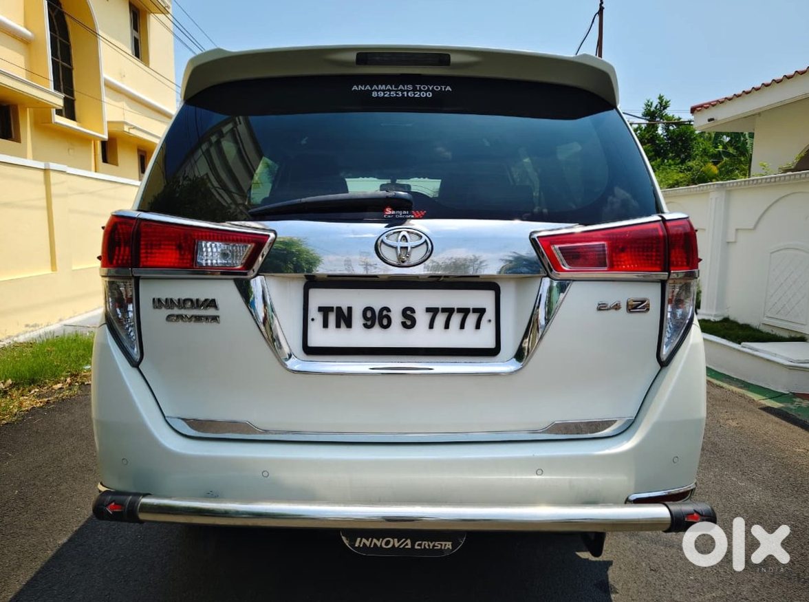2021 Toyota Innova Crysta Cng