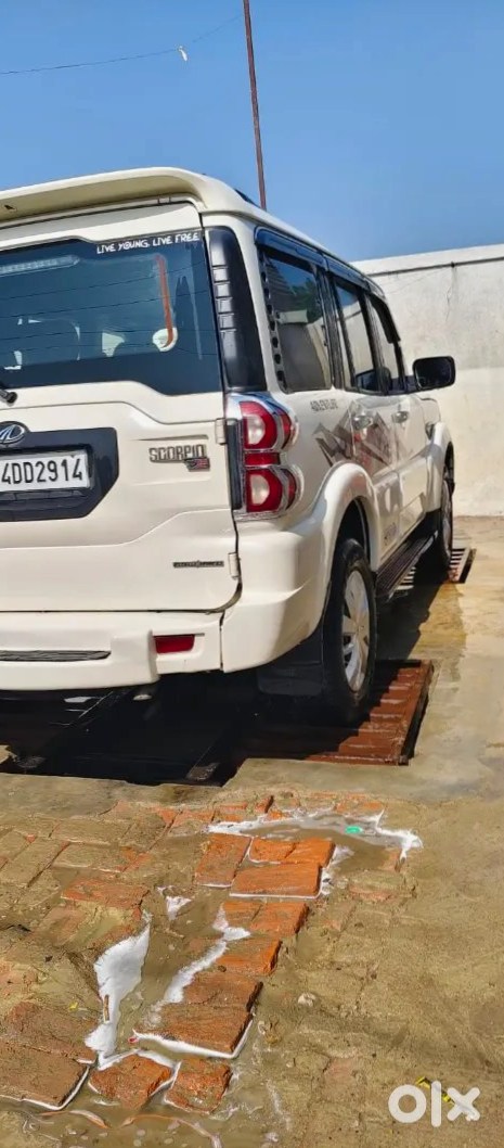 2018 Mahindra Scorpio Diesel Manual