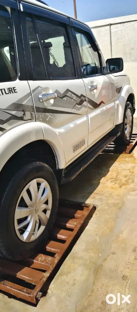 2018 Mahindra Scorpio Diesel Manual