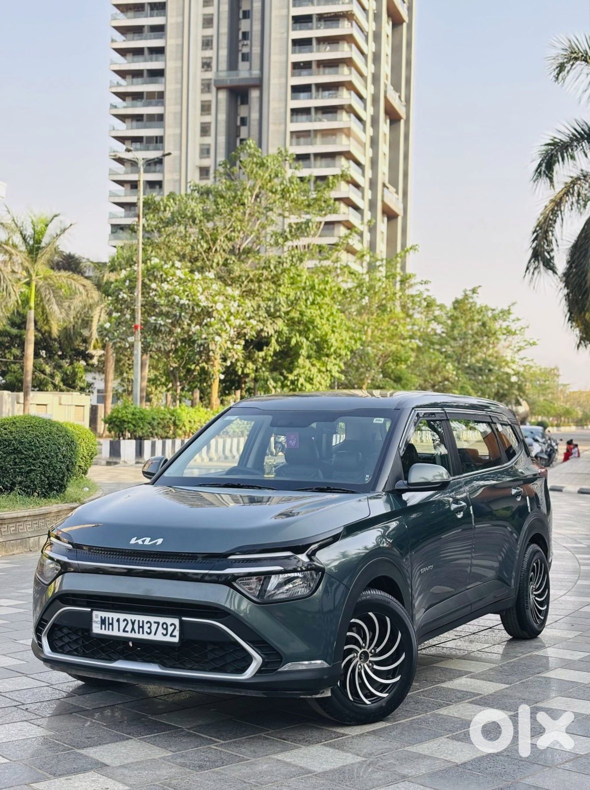 Kia Carens 2023 - Bought New Car