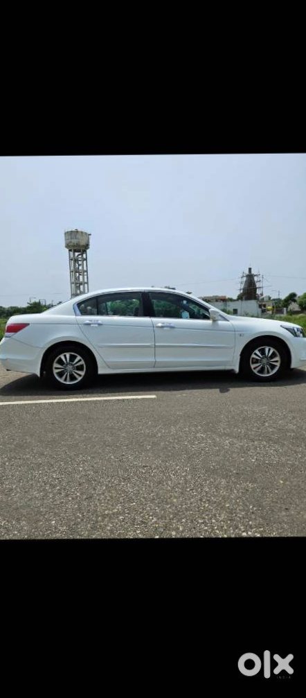 2013 Honda Accord - Diesel Manual