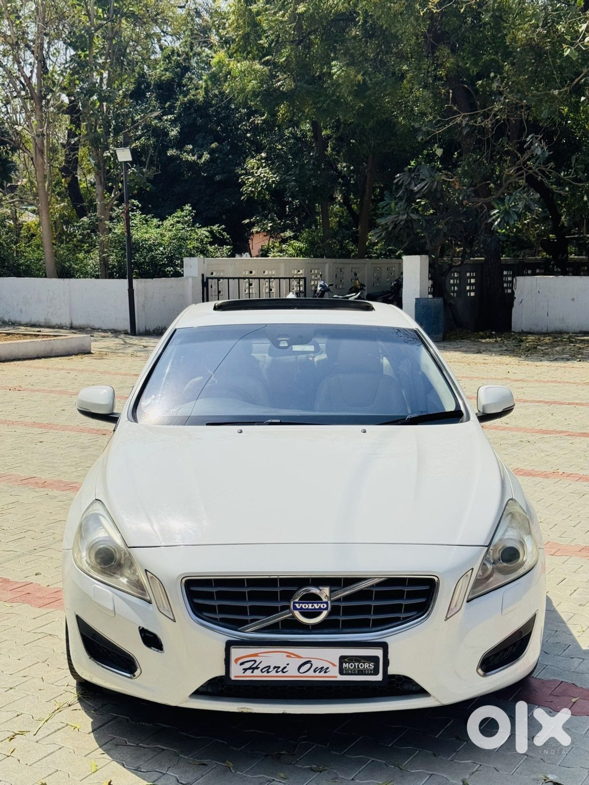 2020 Volvo S60 - Premium Sedan