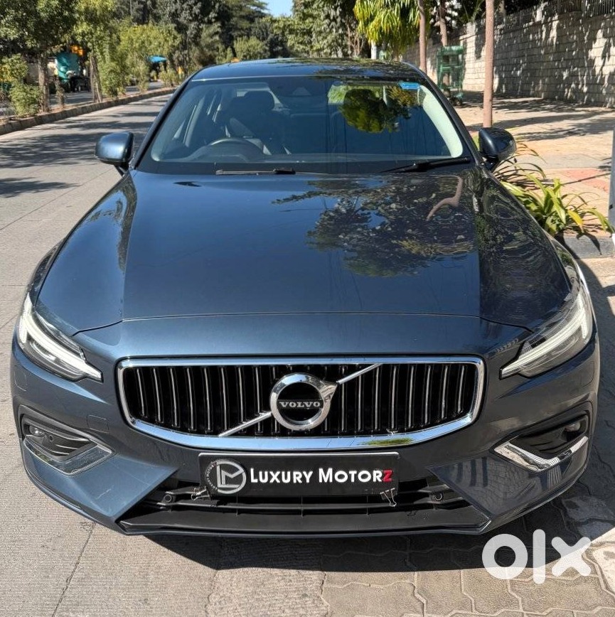 Volvo S60 2020 Premium Sedan