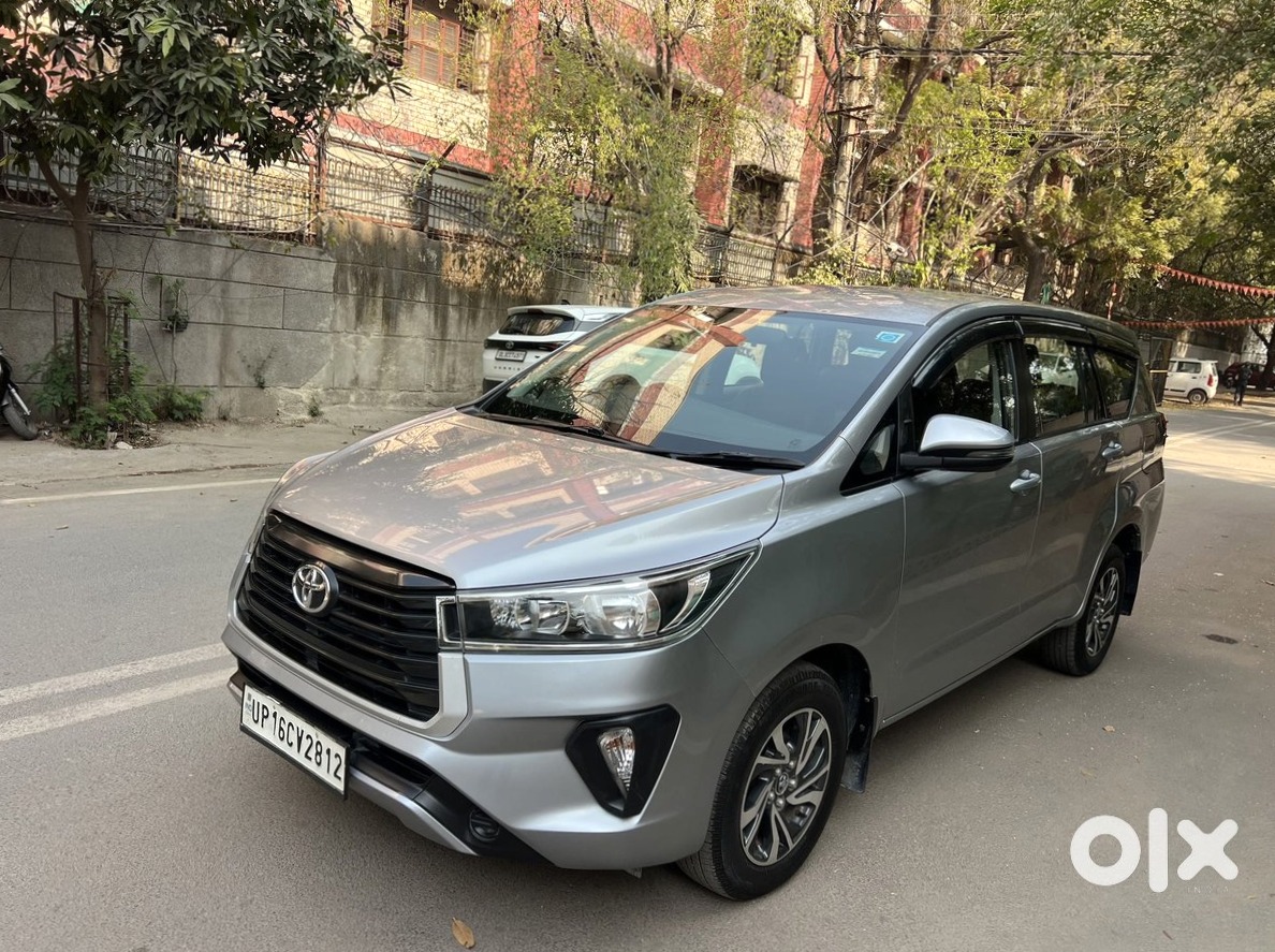 2014 Toyota Innova Crysta - 8 Seater Family Car