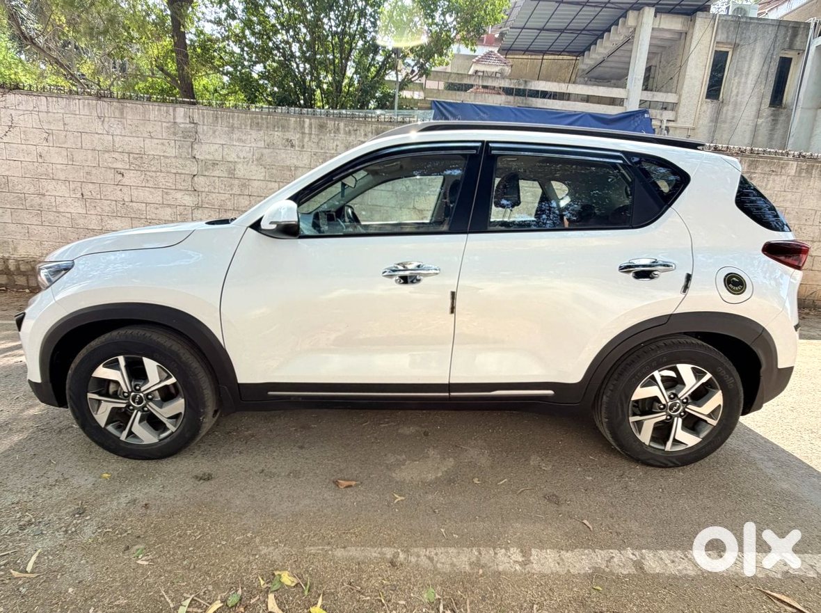 2022 Kia Sonet - Almost New