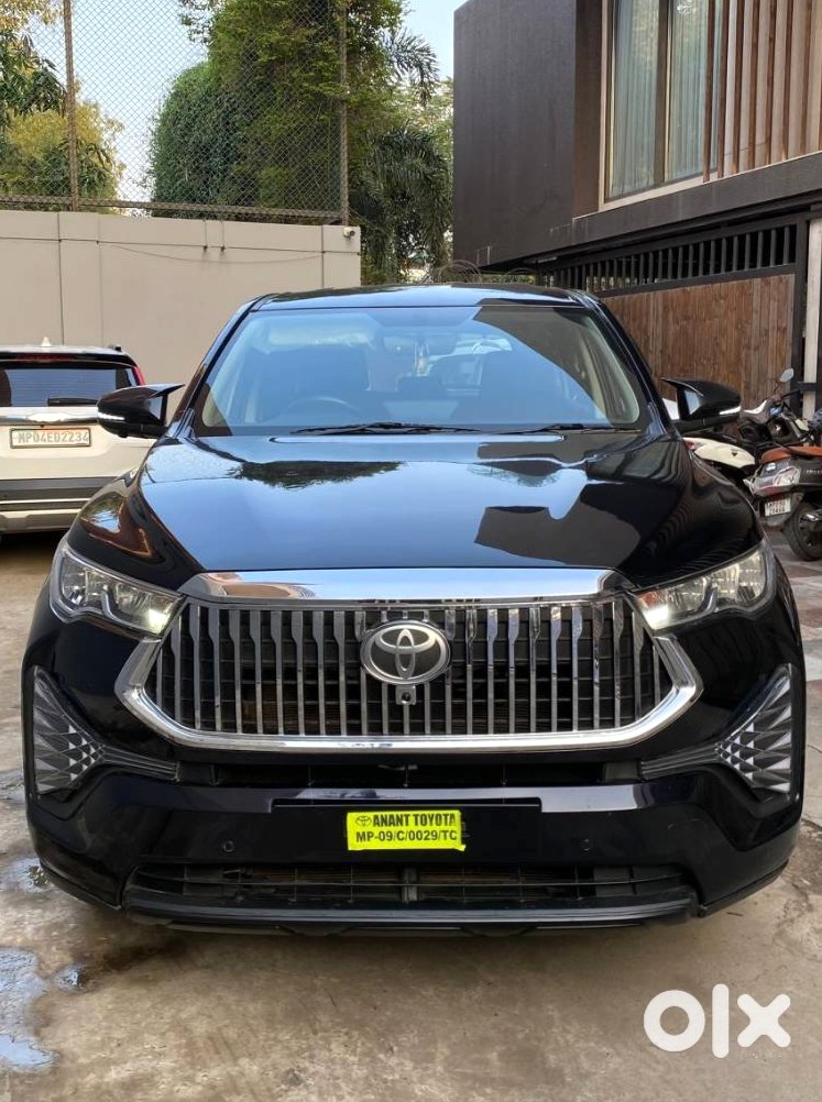 Toyota Innova Hycross 2025 Diesel