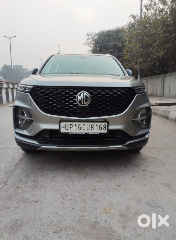 Mg Hector Plus - Space And Comfort