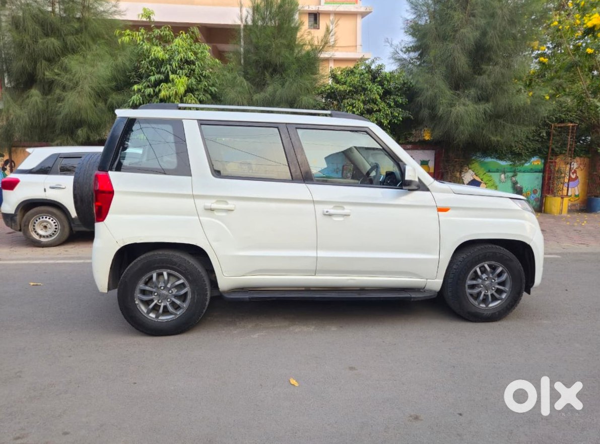 2015 Mahindra Tuv Petrol Manual