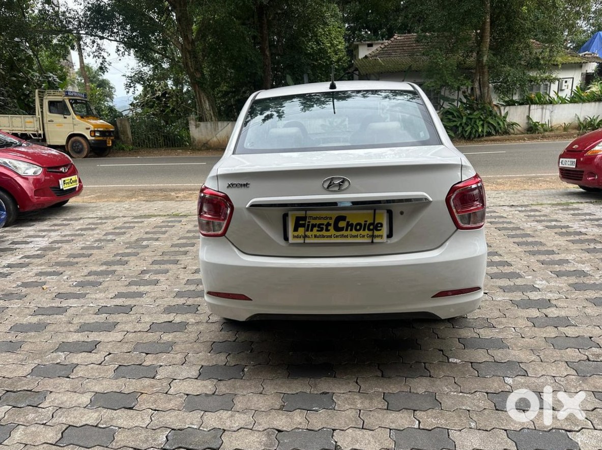 Hyundai Xcent 2022 Petrol Manual Single Owner
