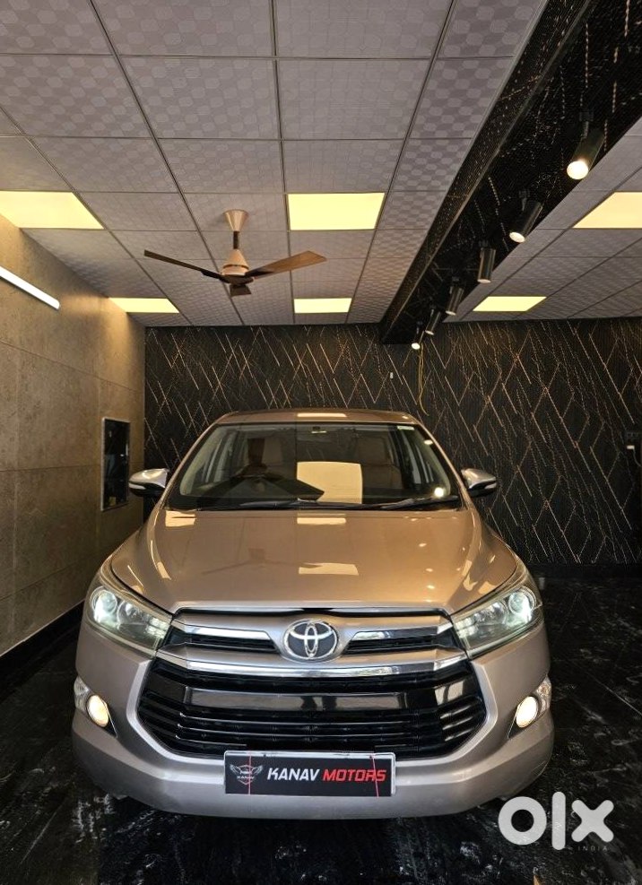 Innova Crysta 2012 Petrol Automatic