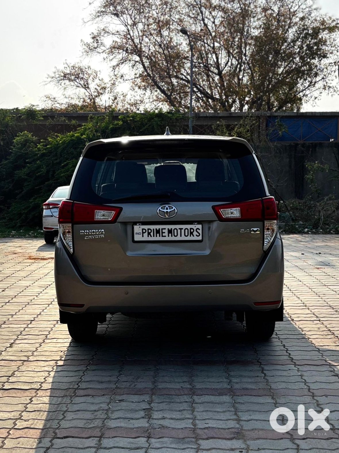 2015 Toyota Innova Crysta Diesel - Going Abroad