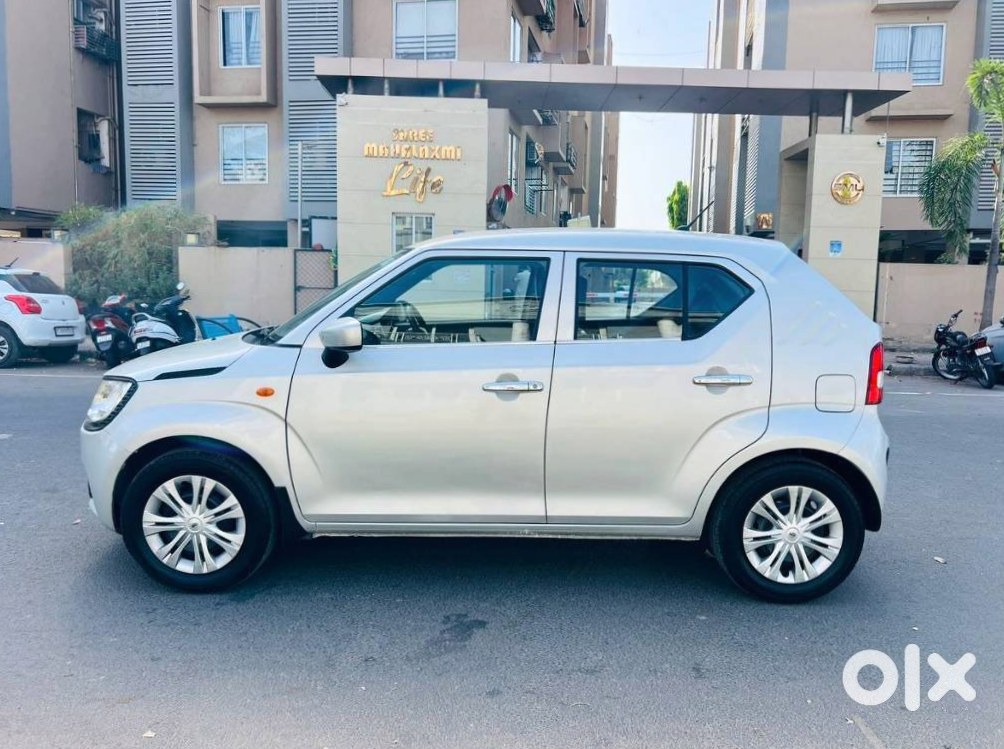 Maruti Ignis 2022 - Petrol Automatic