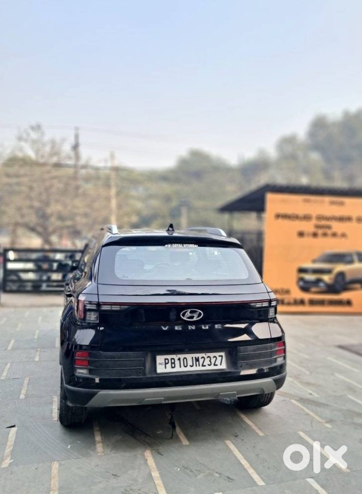 2019 Hyundai Venue - Single Owner