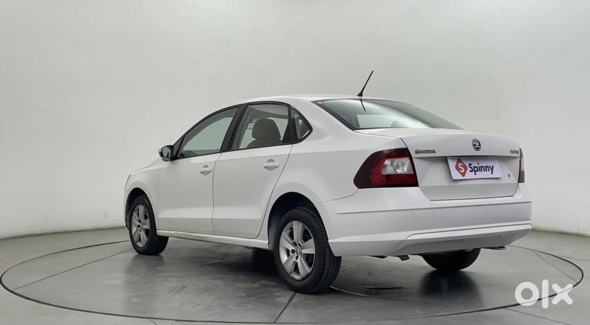 2015 Skoda Rapid Petrol - Good Deal