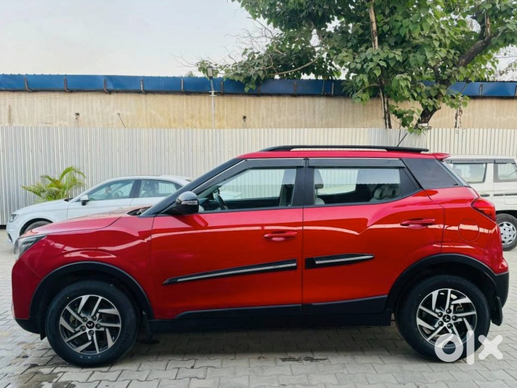 2023 Mahindra Xuv300 Petrol Manual
