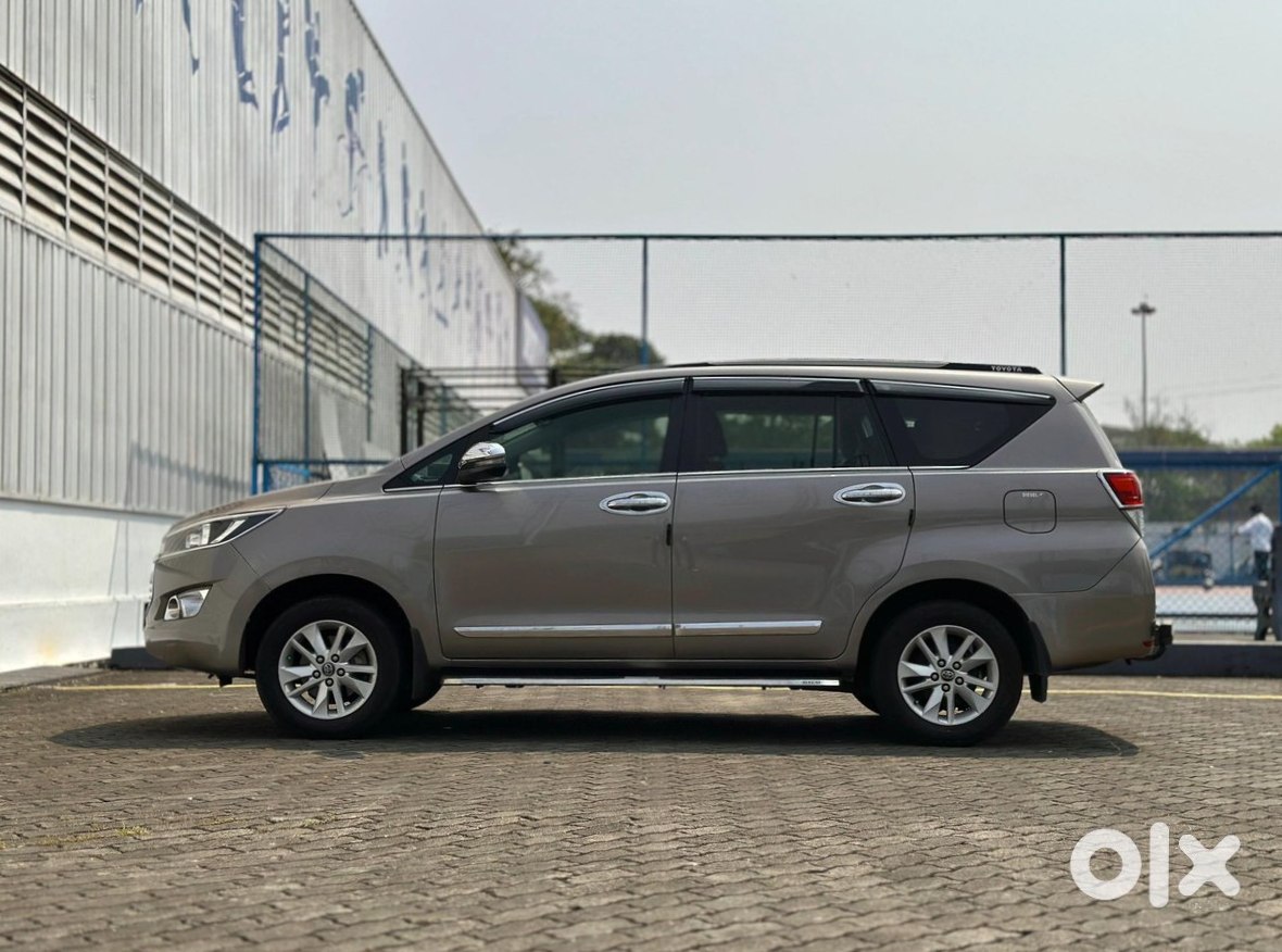 2020 Toyota Innova Crysta Automatic